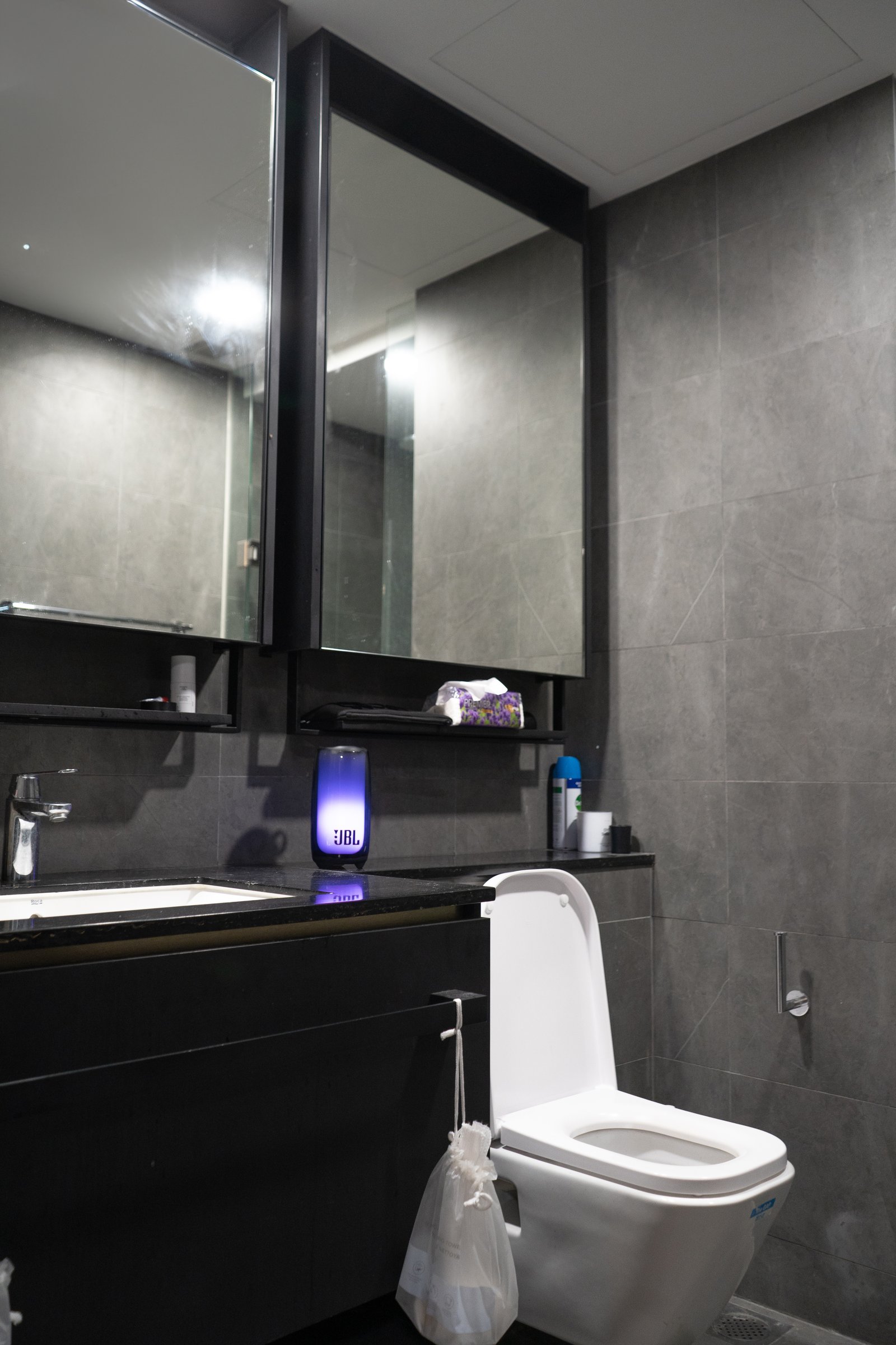 Park Colonial 1BR Macpherson, Braddell, Potong Pasir District 13 — 1 bedroom Condominium photo 3